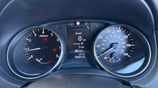 Nissan Qashqai 1.3 DiG-T N-Motion 5dr Petrol Hatchback